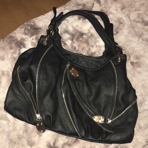 BRAND NEW SUPER CUTE AND ROOMY BLACK & GOLD PURSE